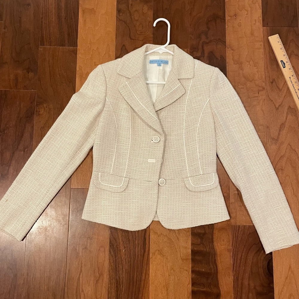 Antonio Melani tan and white blazer